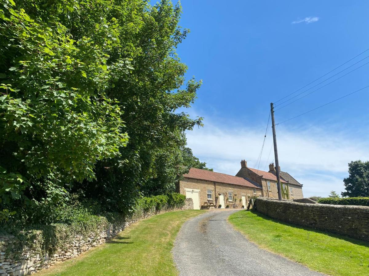Old Orchard Cottage, Wykeham Скарборо Экстерьер фото